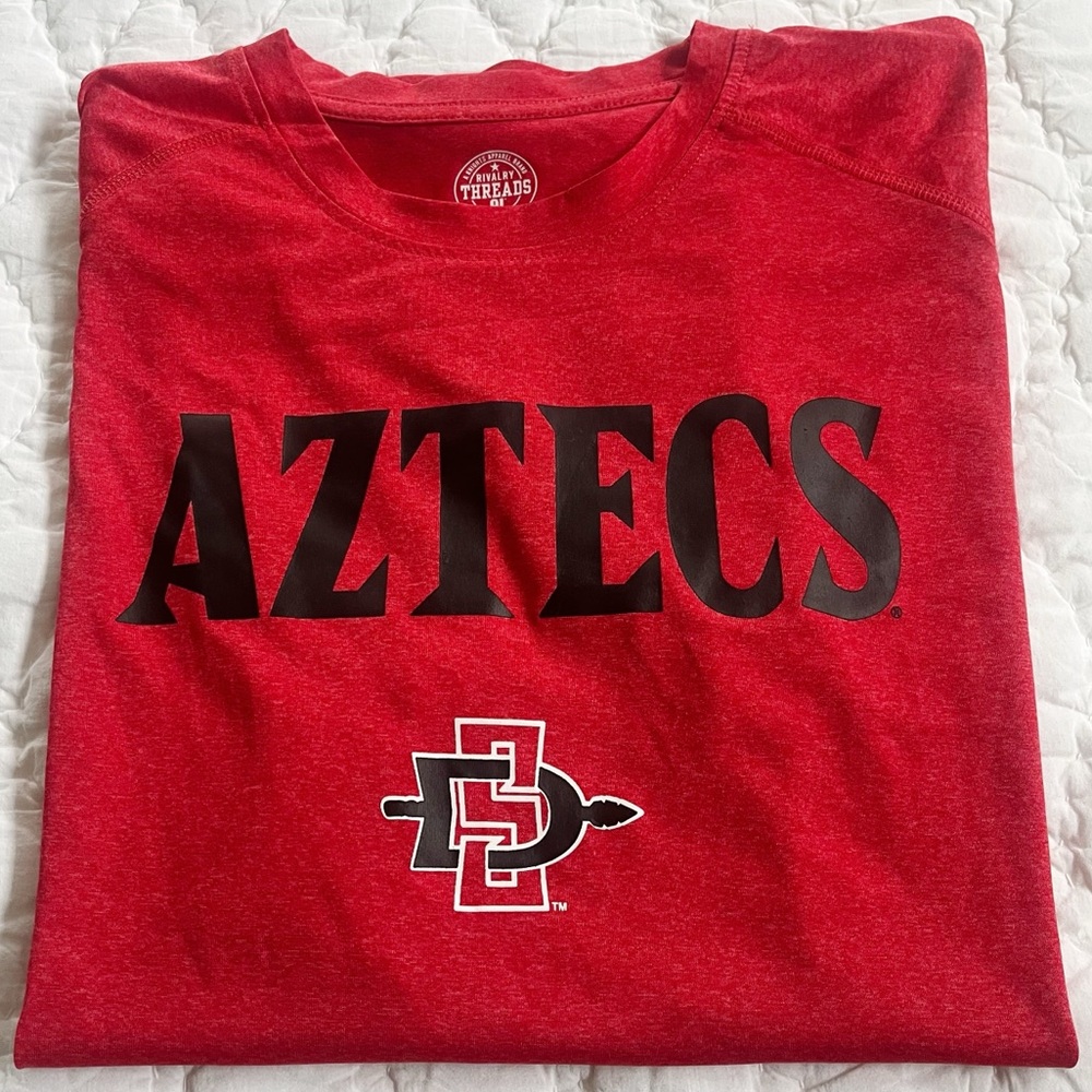 NWOT SDSU Aztecs Men’s Aztecs Short Sleeve Tee